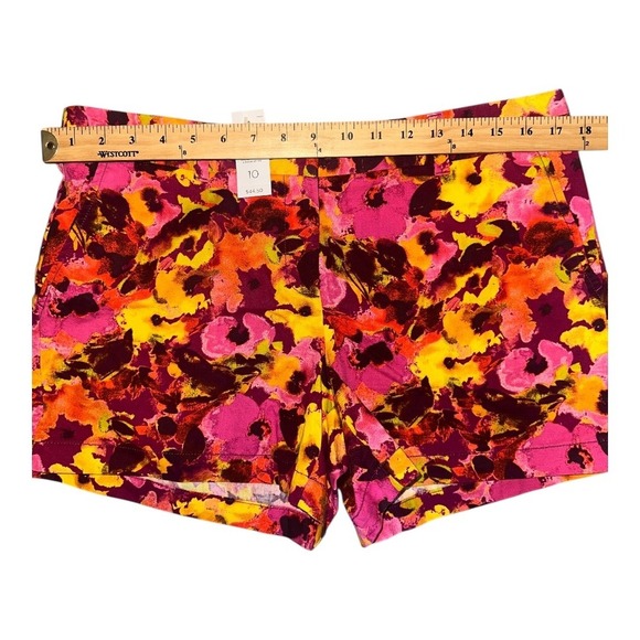 Ann Taylor LOFT Pink Floral Original Flat Front Casual Shorts, Size 10 - Picture 4 of 8